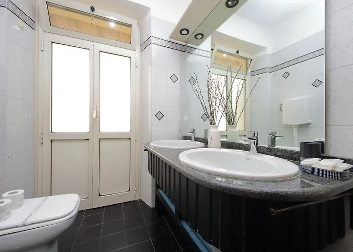 Comfy Next To Termini Station *